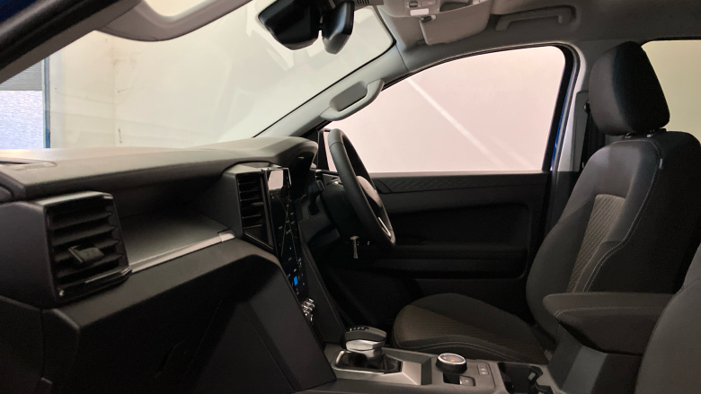 Volkswagen Amarok Diesel D/Cab Pick Up Life 2.0 TDI 205 4MOTION Auto